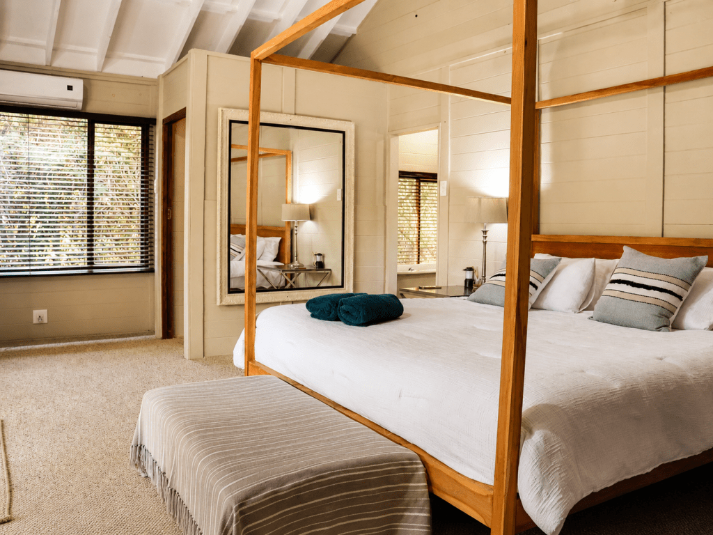 ihlathi lodge bedroom5