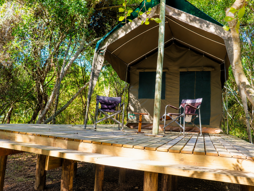 ihlathi lodge glamping tent outside view