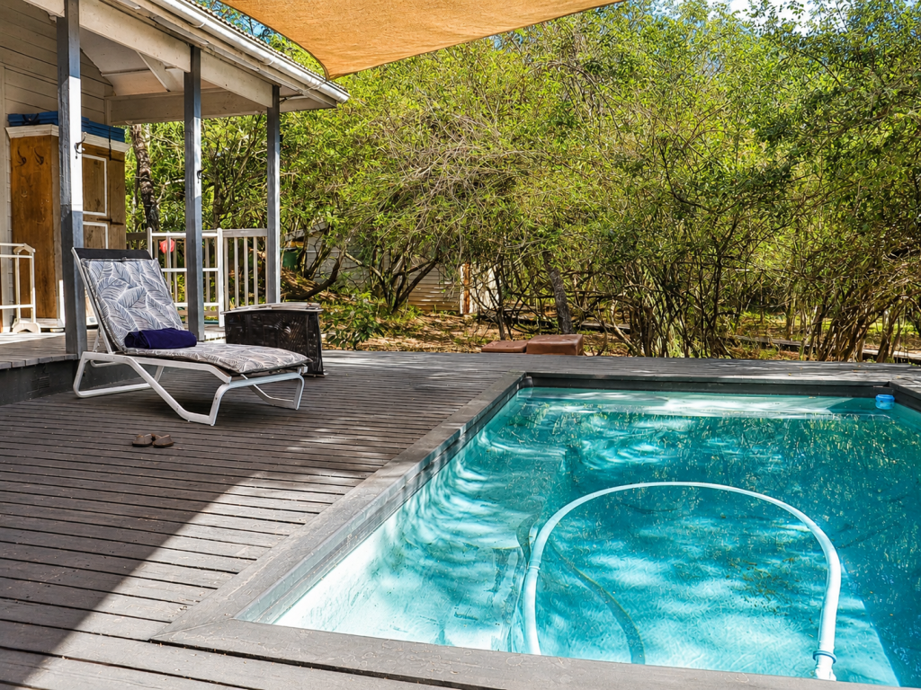 ihlathi lodge swimming pool 2